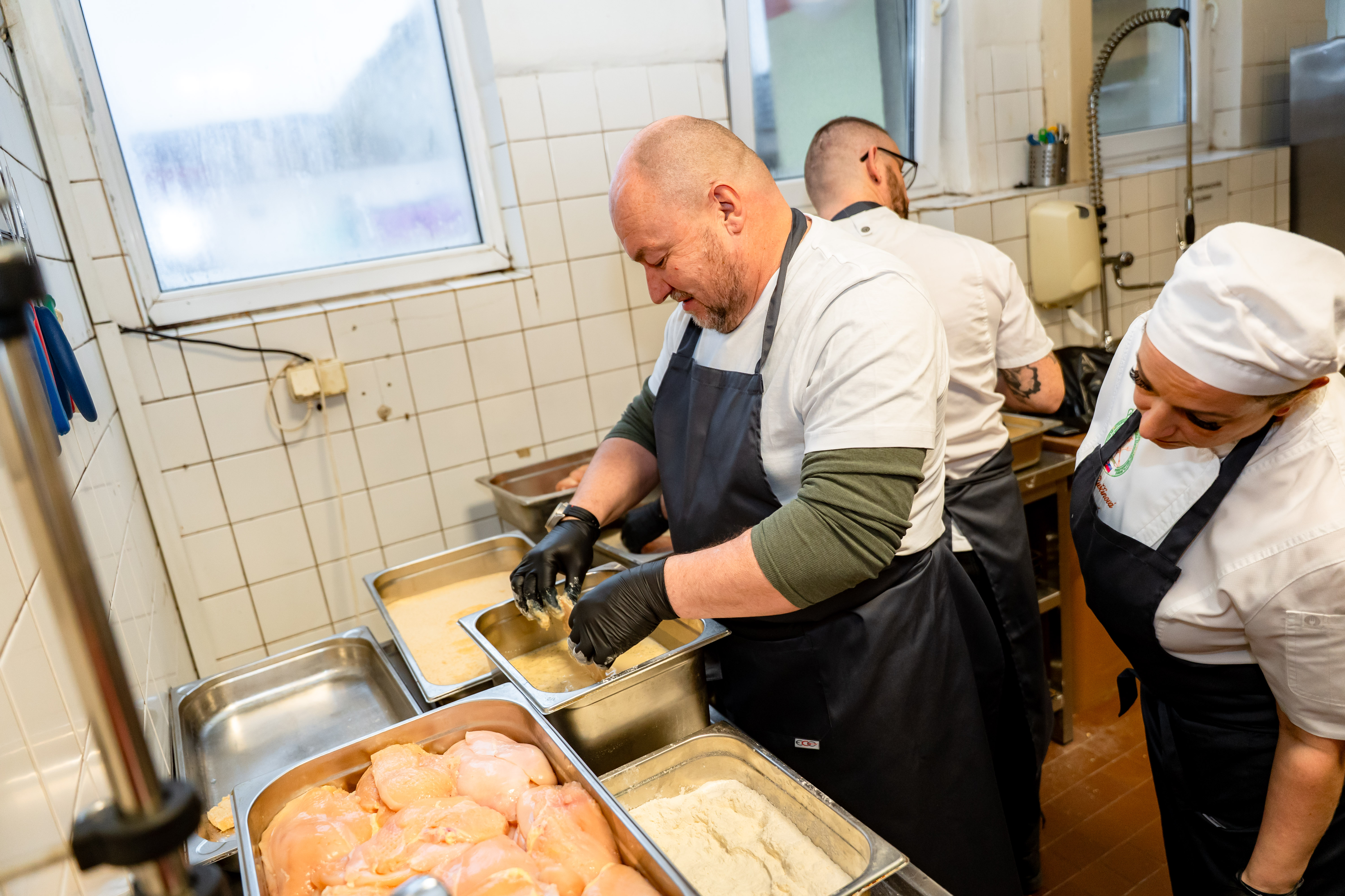 Tradicne charitativne podujatie Vianocne varenie pre seniorov-29